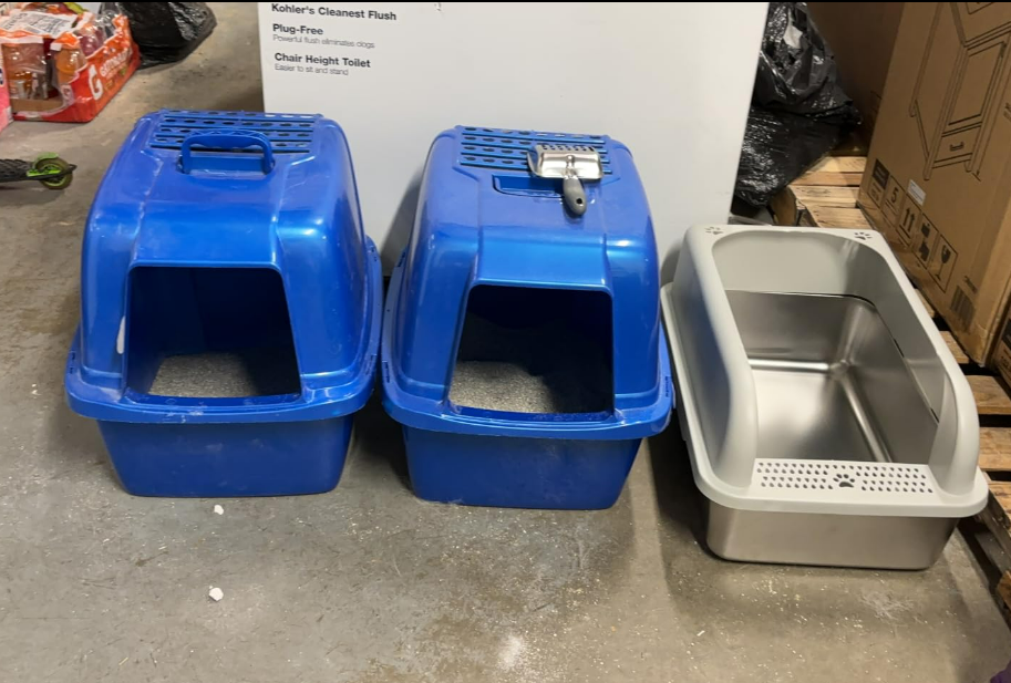 Stainless steel vs plastic litter boxes comparison